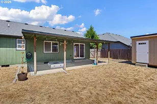 1075 Bradshaw Ln, Creswell, OR 97426 - Photo 35