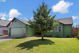 1075 Bradshaw Ln, Creswell, OR 97426 - Photo 3