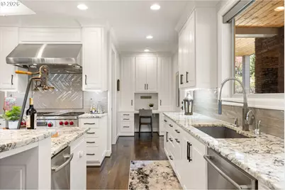 18421 SW Salmonberry Dr, Sherwood, OR 97140 - Photo 17