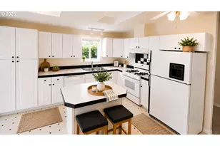 242 Dillingham Loop, Carson, WA 98610 - Photo 9