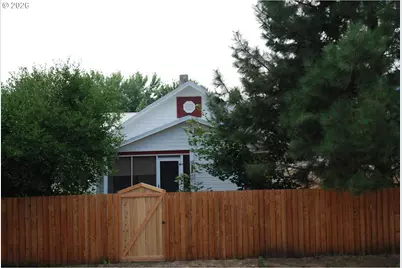 115 Bell St W, Halfway, OR 97834 - Photo 3