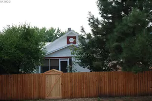 115 Bell St W, Halfway, OR 97834 - Photo 3