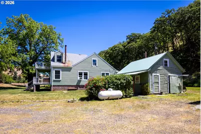 992 Highway 142, Lyle, WA 98635 - Photo 29