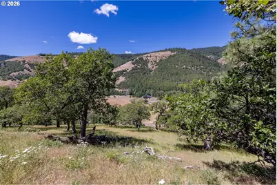 992 Highway 142, Lyle, WA 98635 - Photo 25