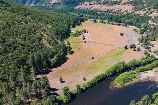 992 Hwy 142, Lyle, WA 98635 - Photo 5