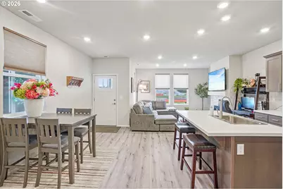 1933 NW Kent St, McMinnville, OR 97128 - Photo 11