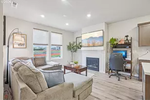 1933 NW Kent St, McMinnville, OR 97128 - Photo 5