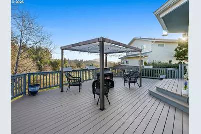 260 NE 71st Pl, Newport, OR 97365 - Photo 43