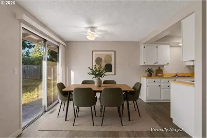 509 E Pinehurst Dr, Newberg, OR 97132 - Photo 13