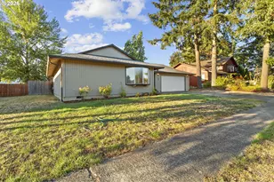 509 E Pinehurst Dr, Newberg, OR 97132 - Photo 3