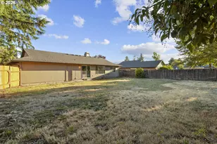 509 E Pinehurst Dr, Newberg, OR 97132 - Photo 43