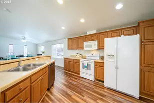 1005 Ferry St, Dayton, OR 97114 - Photo 21