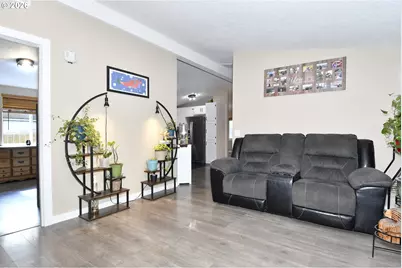 17848 SE Sue Ln, Sandy, OR 97055 - Photo 9