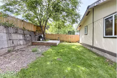 17848 SE Sue Ln, Sandy, OR 97055 - Photo 29