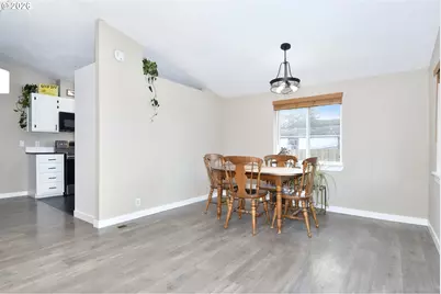 17848 SE Sue Ln, Sandy, OR 97055 - Photo 9