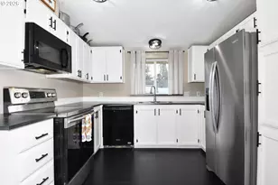 17848 SE Sue Ln, Sandy, OR 97055 - Photo 7