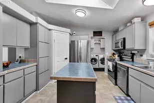 23899 SW Dutson Dr, Sherwood, OR 97140 - Photo 11