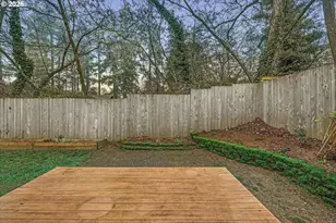 1587 SE Oak Grove Blvd, Milwaukie, OR 97267 - Photo 27