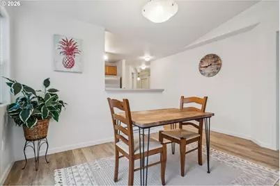 770 NW 185th Ave #308, Beaverton, OR 97006 - Photo 9