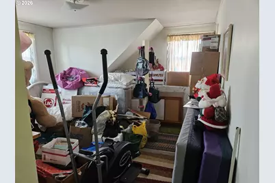 2238 Marion St, North Bend, OR 97459 - Photo 17