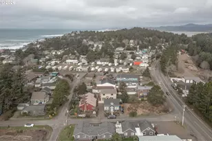 41 Fern St, Lincoln Beach, OR 97388 - Photo 37