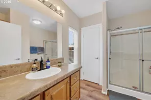 2105 9th St, Tillamook, OR 97141 - Photo 11