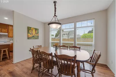 2105 9th St, Tillamook, OR 97141 - Photo 7