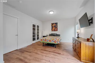 2105 9th St, Tillamook, OR 97141 - Photo 13