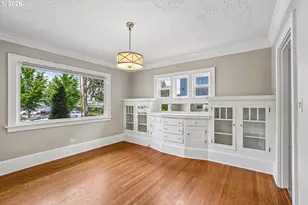8124 SE Ash St, Portland, OR 97215 - Photo 7