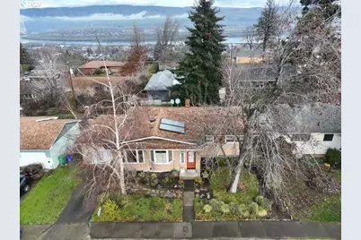 731 E 19th St, The Dalles, OR 97058 - Photo 3