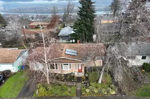 731 E 19th St, The Dalles, OR 97058 - Photo 3