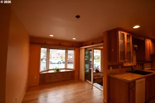 731 E 19th St, The Dalles, OR 97058 - Photo 21