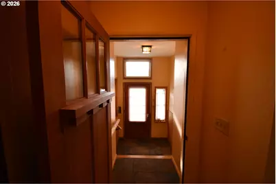 731 E 19th St, The Dalles, OR 97058 - Photo 9