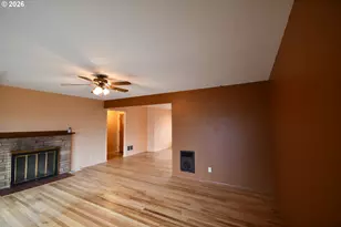 731 E 19th St, The Dalles, OR 97058 - Photo 11