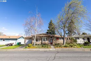 731 E 19th St, The Dalles, OR 97058 - Photo 33