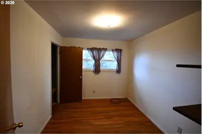 731 E 19th St, The Dalles, OR 97058 - Photo 37