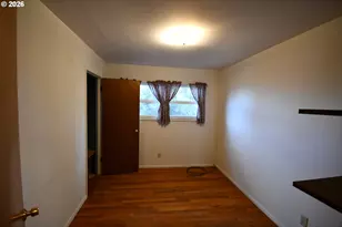 731 E 19th St, The Dalles, OR 97058 - Photo 37