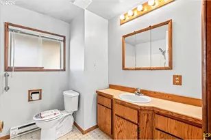 204 NW 69th St, Vancouver, WA 98665 - Photo 23