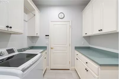 15200 NW Aberdeen Dr, Portland, OR 97229 - Photo 13