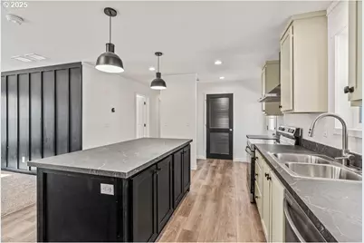 4411 Pennsylvania St, Longview, WA 98632 - Photo 7