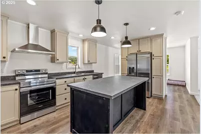 4411 Pennsylvania St, Longview, WA 98632 - Photo 5