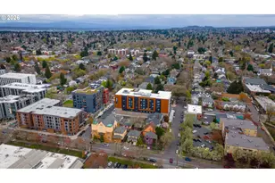 111 N Monroe St, Portland, OR 97227 - Photo 35