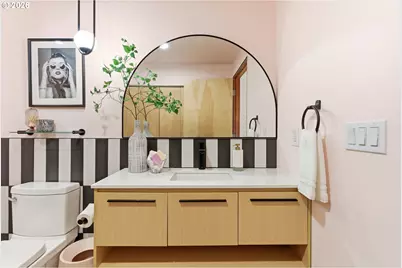 416 NW 13th Ave #208, Portland, OR 97209 - Photo 27