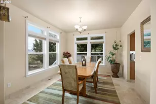 2744 NW Daysha Dr, Roseburg, OR 97471 - Photo 7