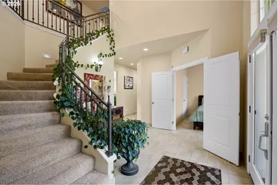 2744 NW Daysha Dr, Roseburg, OR 97471 - Photo 3