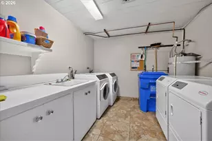 711 NW 20th Ave., Portland, OR 97209 - Photo 25