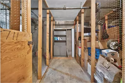 711 NW 20th Ave, Portland, OR 97209 - Photo 23
