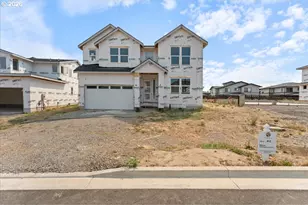 16698 SE Multnomah Falls Dr, Happy Valley, OR 97086 - Photo 3