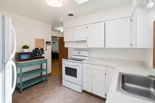 2718 NW Quimby St, Portland, OR 97210 - Photo 31