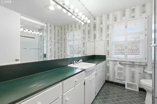 2718 NW Quimby St, Portland, OR 97210 - Photo 13